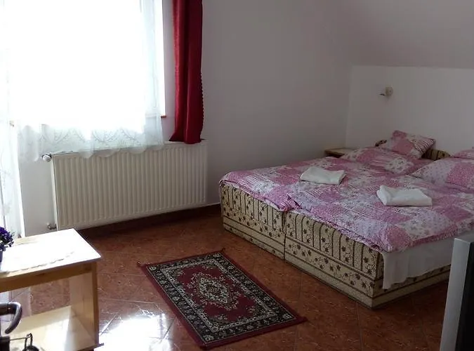 Vivien Panzio * Zalaegerszeg