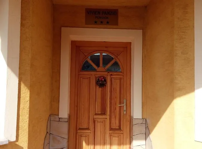 Vivien Panzio * Zalaegerszeg